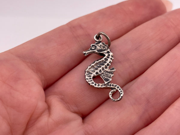 sterling silver seahorse pendant