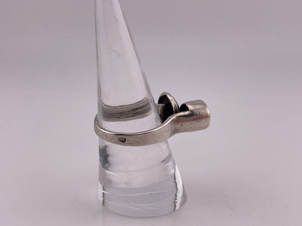 size 7.75 sterling silver modernist stoneless ring