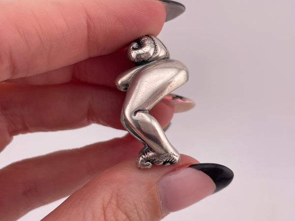 size 6.75/7 sterling silver rare artisan Jaclyn Davidson woman creature ring