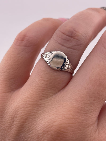 size 6.5 sterling silver rhodium plated signet ring