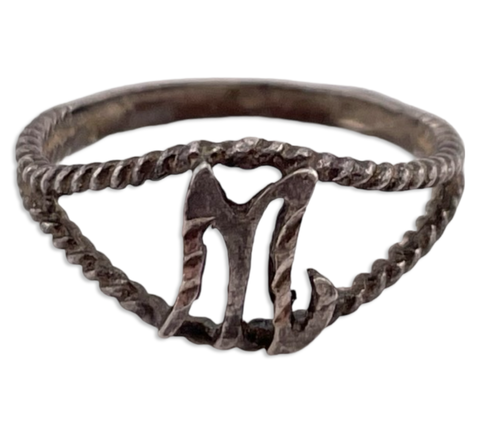 size 5.5 sterling silver "M" letter initial ring