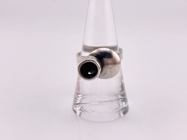 size 7.75 sterling silver modernist stoneless ring