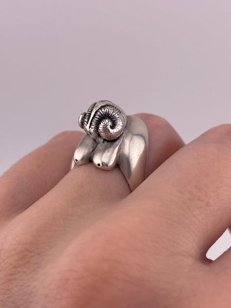 size 6.75/7 sterling silver rare artisan Jaclyn Davidson woman creature ring