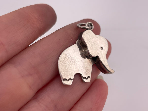 sterling silver elephant pendant