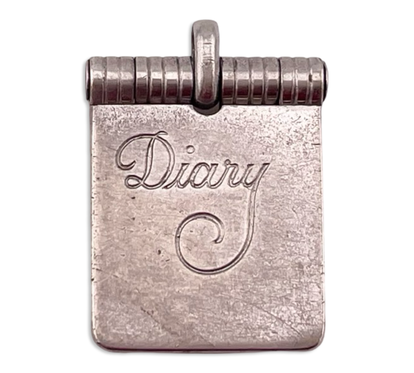 sterling silver 'Marion' diary pendant ***Opens***