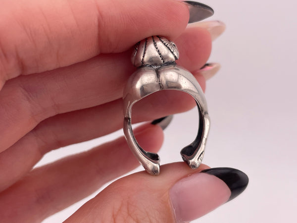 size 6.75/7 sterling silver rare artisan Jaclyn Davidson woman creature ring