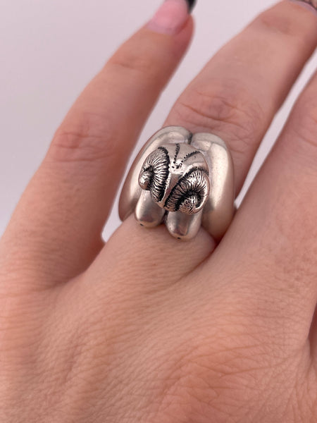 size 6.75/7 sterling silver rare artisan Jaclyn Davidson woman creature ring