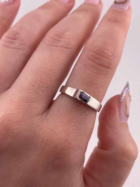 size 8 sterling silver faceted purple glass ring