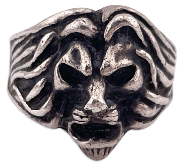 size 8 sterling silver lions head ring