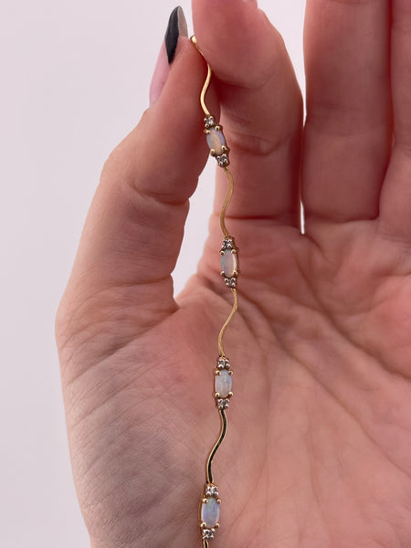 14k yellow gold opal & diamond squiggle link bracelet