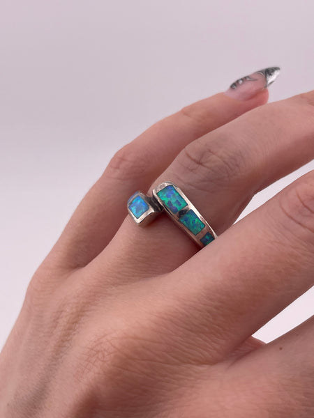 size 6.75 sterling silver blue opal simulant ring