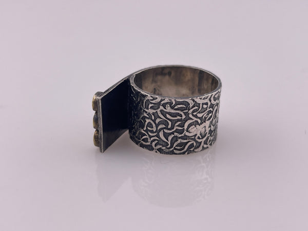 size 6.75 sterling silver & brass plating textured ring