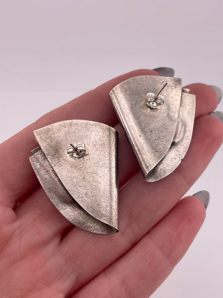 sterling silver artisan pearl gold accent post earrings