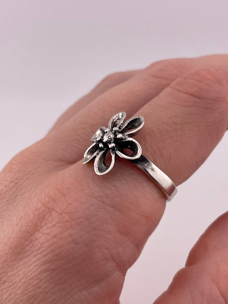 size 9 sterling silver flower ring