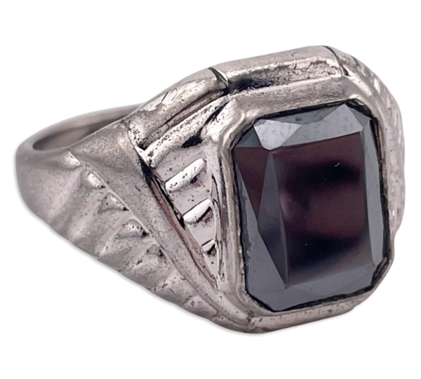 size 8.75 sterling silver faceted rectangle hematite ring