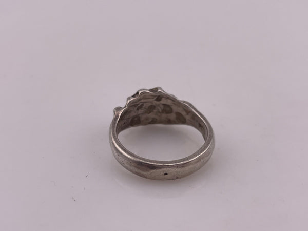 size 7.5 sterling silver stoneless textured ring