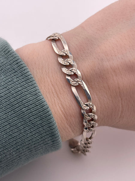 sterling silver 8 1/4" Italian textured figaro chain link bracelet **AS IS**