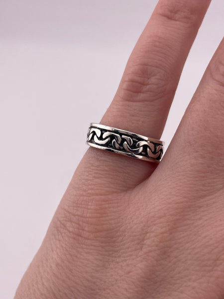 size 5.75 sterling silver chain design band ring