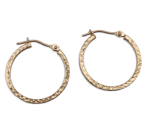 14k yellow gold 3/4" textured diamond cut square round hoop earrings
