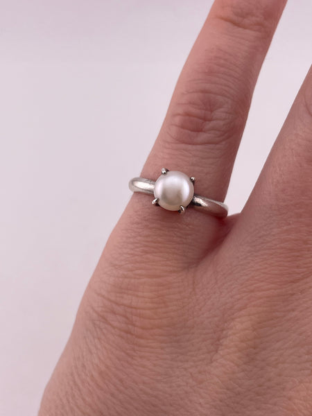 size 5.75 sterling silver pearl prong setting ring