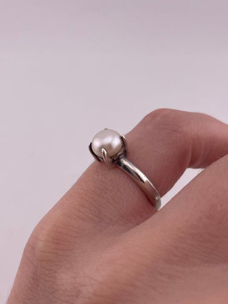 size 5.75 sterling silver pearl prong setting ring
