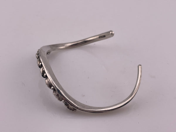 sterling silver 6-1/4" shaped onyx row bracelet