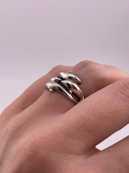 size 6 sterling silver dolphins ring