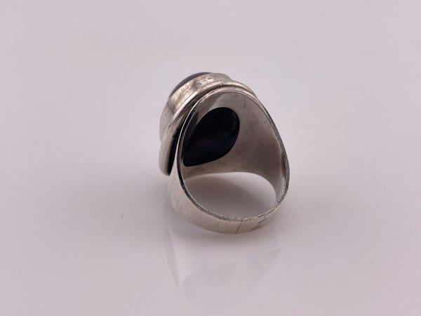 size 5.5 sterling silver purple glass ring
