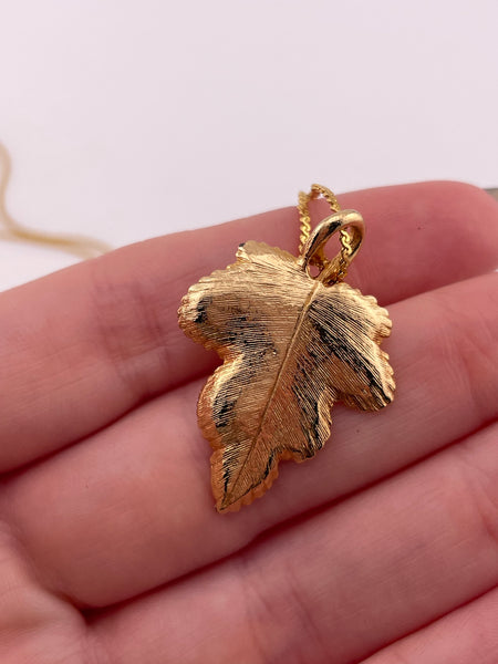 costume gold tone rhinestone leaf necklace