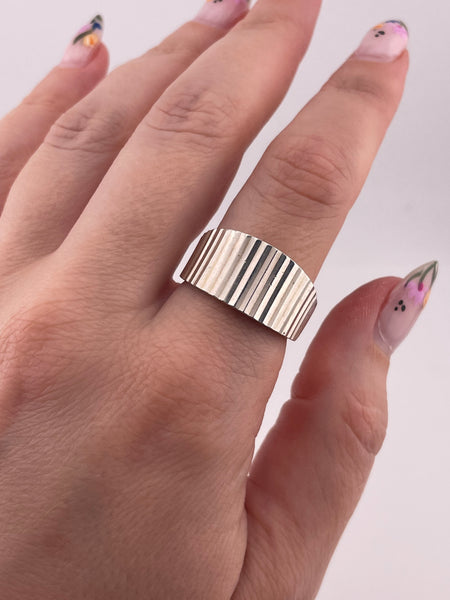 size 9.25 sterling silver stoneless textured ridge ring