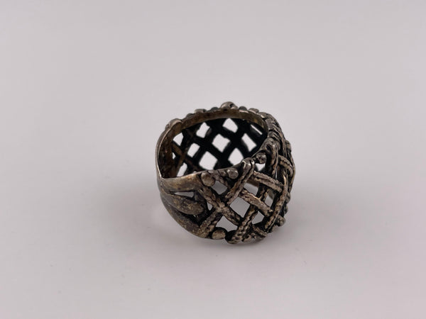 size 6.5 sterling silver stoneless woven ring