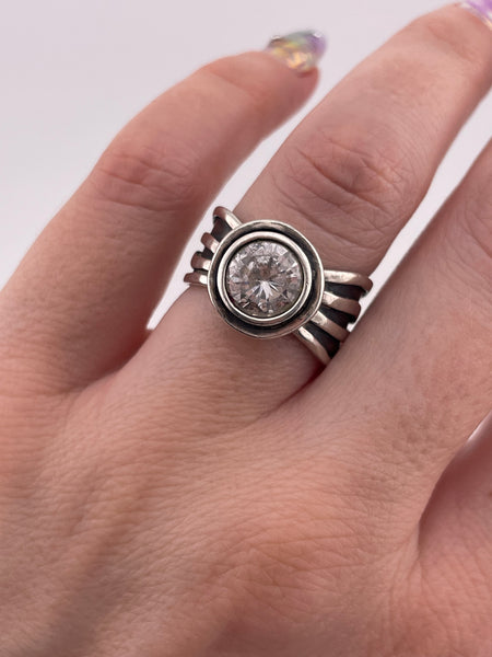size 7.75 sterling silver rhinestone ring