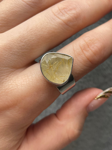 size 8.5 sterling silver faceted rutilated quartz teardrop ring