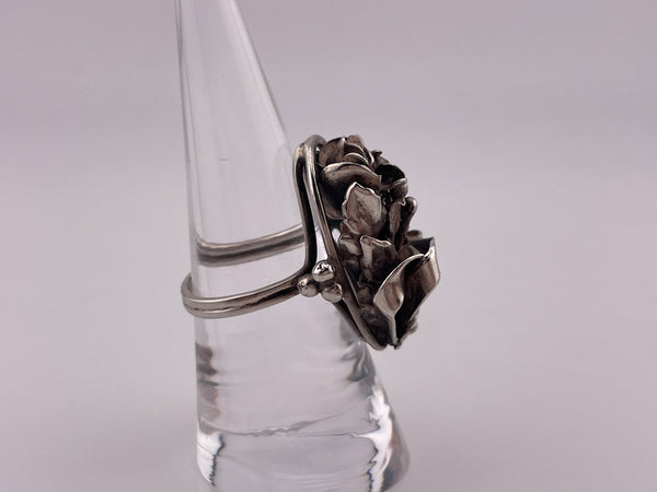 size 7.5 sterling silver flower floral ring