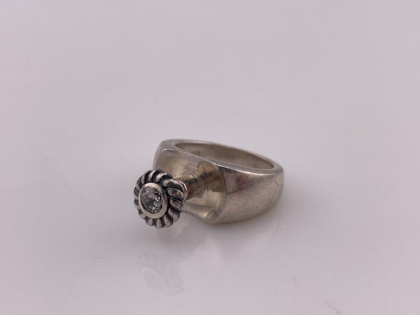 size 5.75 sterling silver rhinestone ring