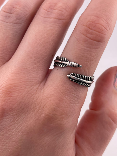 size 9 sterling silver feather bypass ring