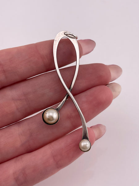 sterling silver synthetic plastic pearl pendant