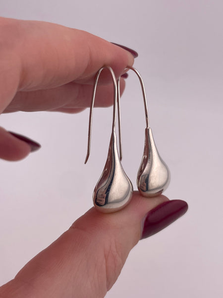 rhodium plated sterling silver stoneless jug dangle threader earrings