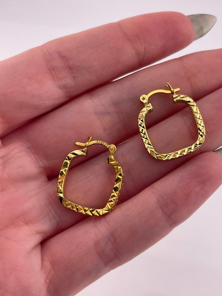 sterling silver gold plated diamond cut design square hoop earrings