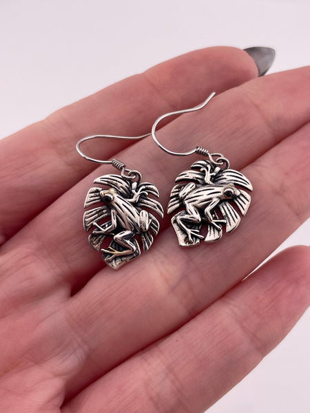 sterling silver frogs lilypad hook dangle earrings