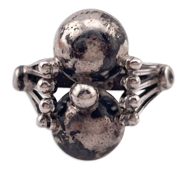 size 3.75 sterling silver Mexican dome ring ***AS IS***