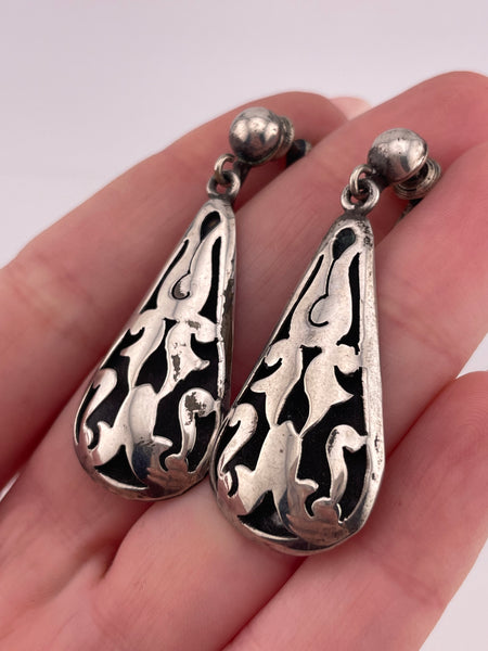 sterling silver Mexican cut-out stoneless screw-back dangle earrings