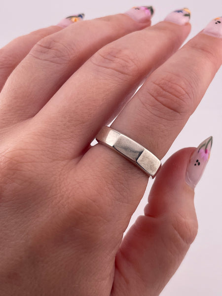 size 8.25 sterling silver Mexican octagon shaped band ring