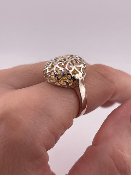 size 7 sterling silver cut-out design ring