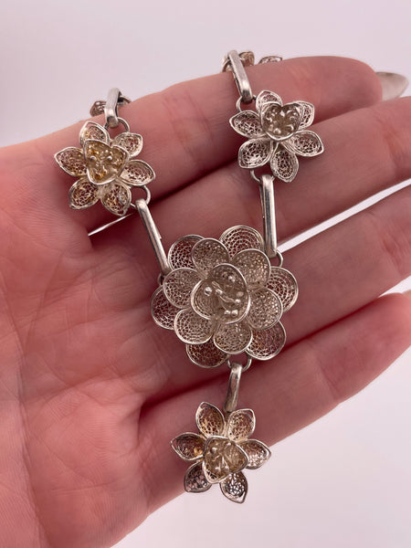 800 silver 16-1/2" flower dangle necklace