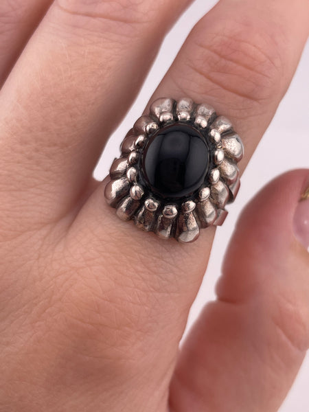 size 8.5 sterling silver synthetic onyx ring