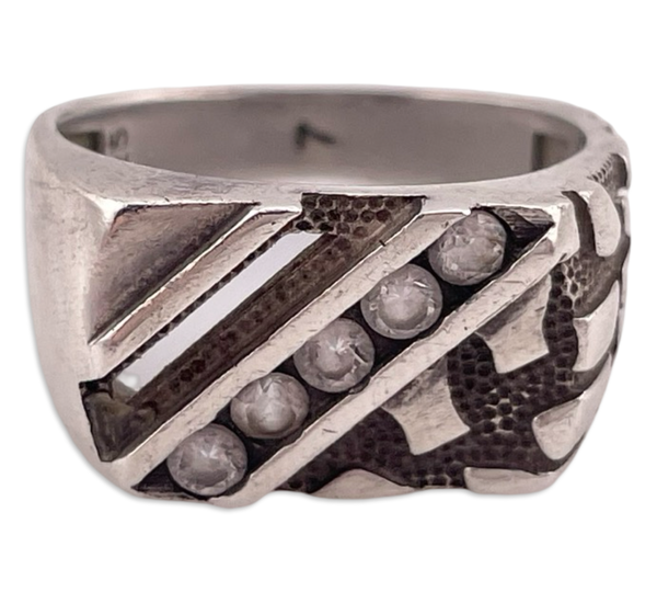 size 7.25 sterling silver rhinestone ring