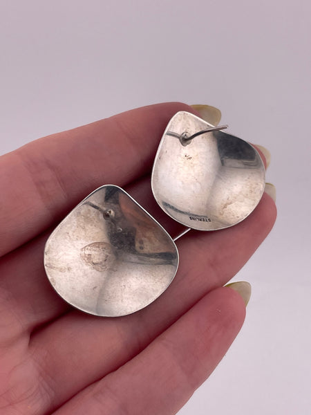 sterling silver stoneless fan post earrings