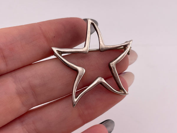 sterling silver star outline brooch pin