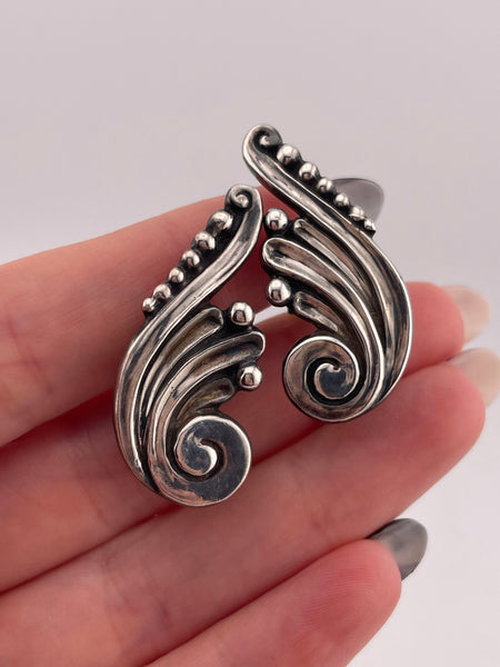 sterling silver Margot de Taxco Mexican stoneless screw-back earrings